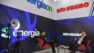 Pecom, de nuevo operadora en Chubut, habló de sus planes para «electrificar» áreas en Vaca Muerta