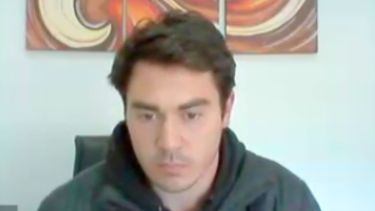 Lleva cinco días prófugo tras cortarse la tobillera en plena audiencia: embargaron sus bienes en Regina