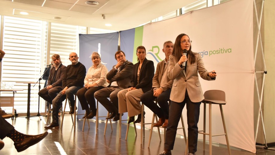 La Secretaria de la Unidad Provincial de Enlace con las Universidades, Daiana Neri destacó la apuesta por un modelo de desarrollo basado en la innovación, la equidad territorial y la participación ciudadana