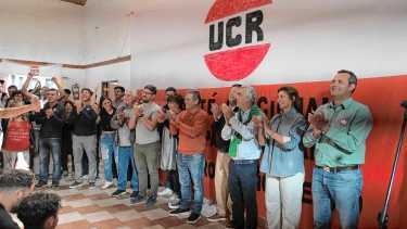 La UCR y el PJ reunieron a la militancia en la recta final de campaña en Río Negro