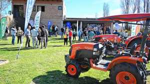 La matriz productiva de Río Negro y Neuquén se diversifica y ya piden tractores de más de 200 hp
