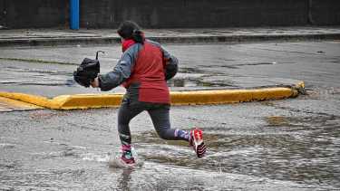 Alerta este miércoles en Neuquén y Río Negro: chaparrones, tormentas y cambios de temperatura