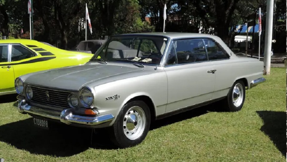 Torino, histórico auto fabricado en Argentina. 