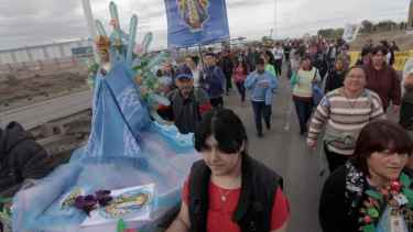 Cortes en la Ruta 7 por la peregrinación de la Virgen de Luján entre Neuquén y Centenario: el recorrido de este domingo