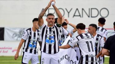 Sorpresa en Cipolletti: Yair Marín se va del club y no jugará los playoffs del Federal A