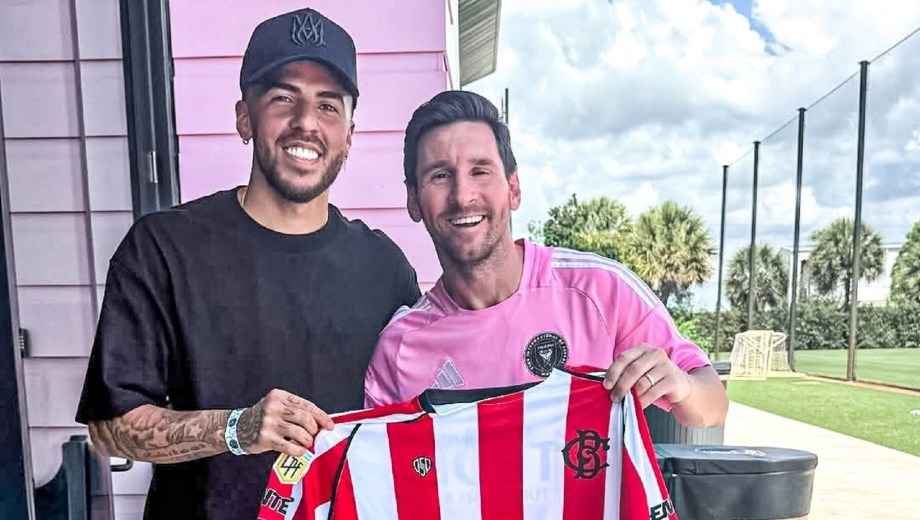 Iván Tapia reveló detalles de su relación con Lionel Messi.