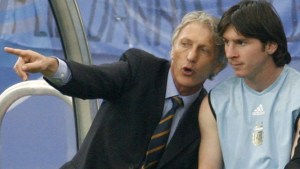 José Pekerman anticipó quién será el sucesor de Lionel Messi en la Selección: «Va a marcar la historia»