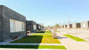 Casas de La Falda abre sus puertas este sábado en Cipolletti: últimas unidades a la venta