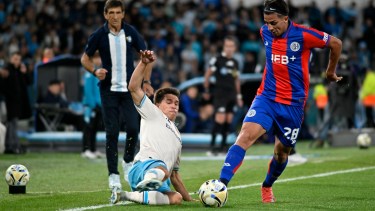 El roquense Facundo Mura, la sorpresa de Racing para enfrentar a Vélez por la Copa Libertadores