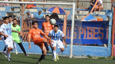 Regional Amateur: tres equipos de Río Negro recibieron licencias para jugar el torneo