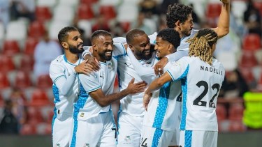 Insólito: un club le paga a hinchas falsos para que vayan a alentar en los partidos de local