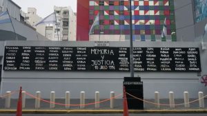 El atentado a la AMIA suma un capítulo clave: iraníes acusados serán juzgados en ausencia en Argentina