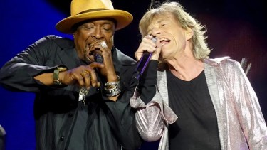 La historia de Bernard Fowler, el célebre corista de los Rolling Stones que cantará en Neuquén esta semana
