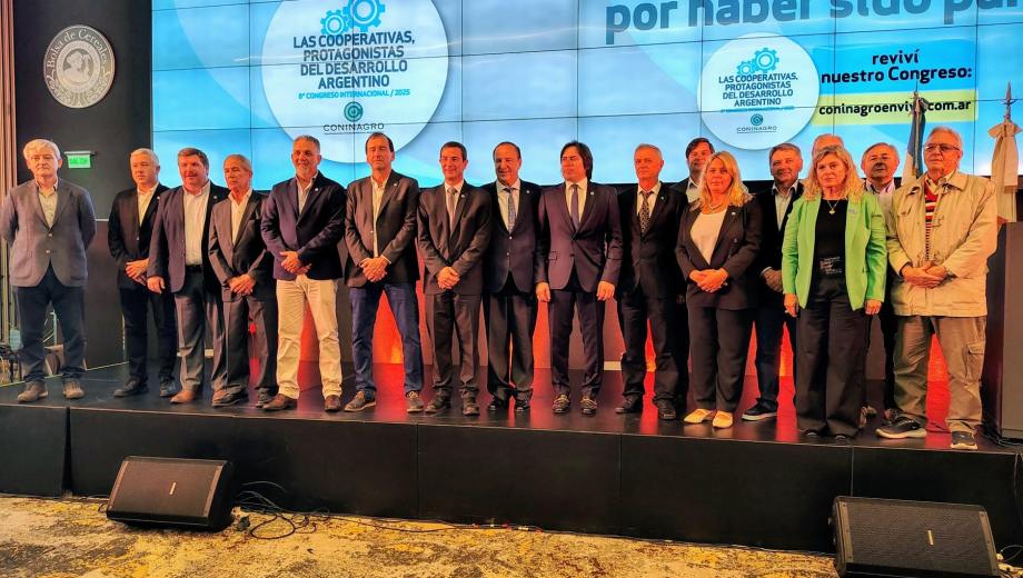 Foto final del Congreso de Coninagro.