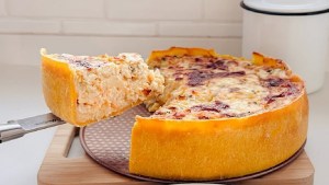 Cómo hacer esta tarta con masa y relleno de calabaza