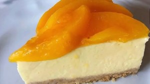 Fácil, rico y saludable: cómo se hace este cheesecake de duraznos