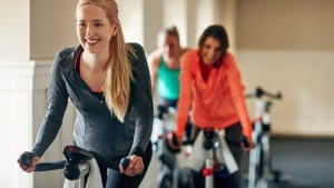 Adiós al running: el spinning, la actividad que lo desplaza y evita lesiones