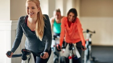 Adiós al running: el spinning, la actividad que lo desplaza y evita lesiones