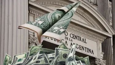 El dólar llegó el techo de la banda y el BCRA tuvo que vender U$S 53 millones