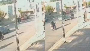 Lo chocaron, se le prendió fuego la moto y ahora pelea por su vida en Neuquén: buscan al responsable