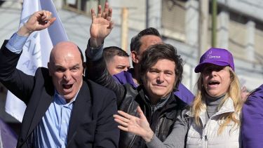 Elecciones 2025: La Libertad Avanza y el peronismo se enfrentan para ganar más terreno en Buenos Aires