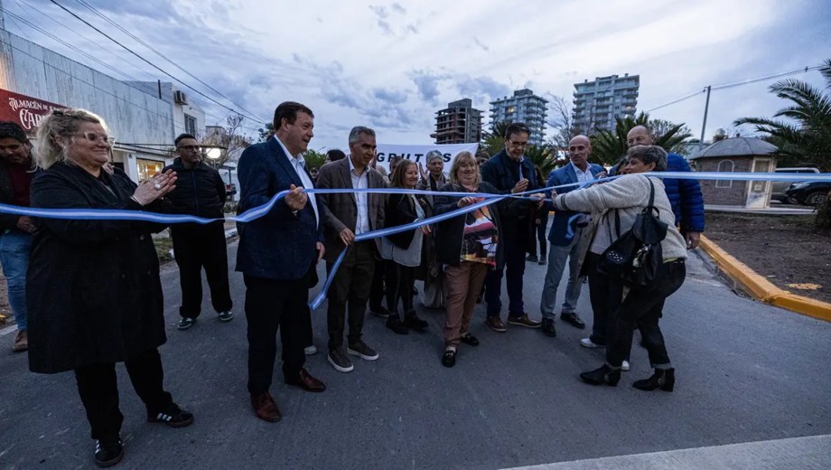 El gobernador Weretilneck encabezó el acto. Foto: gentileza.