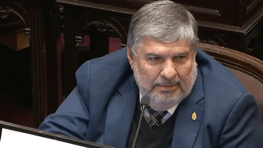 El senador cuestionó la denuncia judicial contra periodistas.