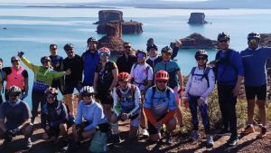 Pedalear entre gigantes: una salida distinta en Villa El Chocón