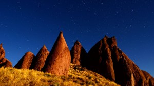 Escapada al norte neuquino: cuatro días entre hosterías, cascadas y géiseres