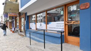 Al igual que Provincia, en Bariloche se tercerizó el control de las licencias médicas y hay polémica