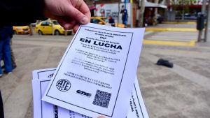 Trabajadores de la PIAP protestaron en el centro de Neuquén: hubo reunión con Gobierno pero «siguen en alerta»