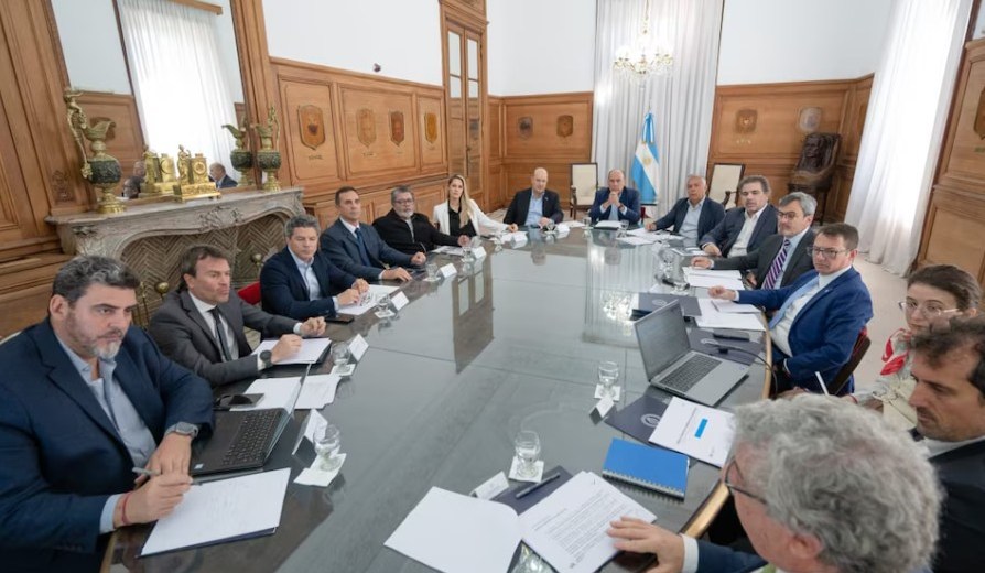 Guillermo Francos encabezó una reunión en Casa Rosada. Foto. Gentileza Infobae. 