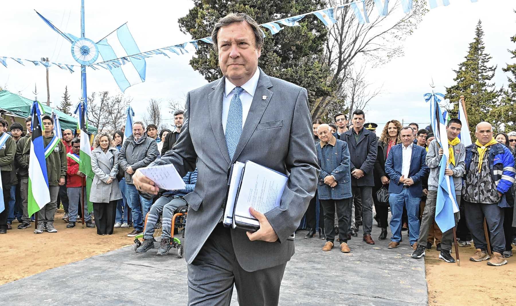 Weretilneck de cara a las elecciones 2025: «Se elige entre los del ...