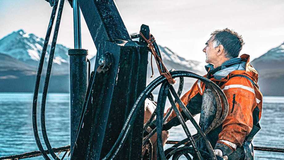 El marino mercante e ingeniero pesquero Sergio Amaya encontró su lugar en Ushuaia. Foto: gentileza. 