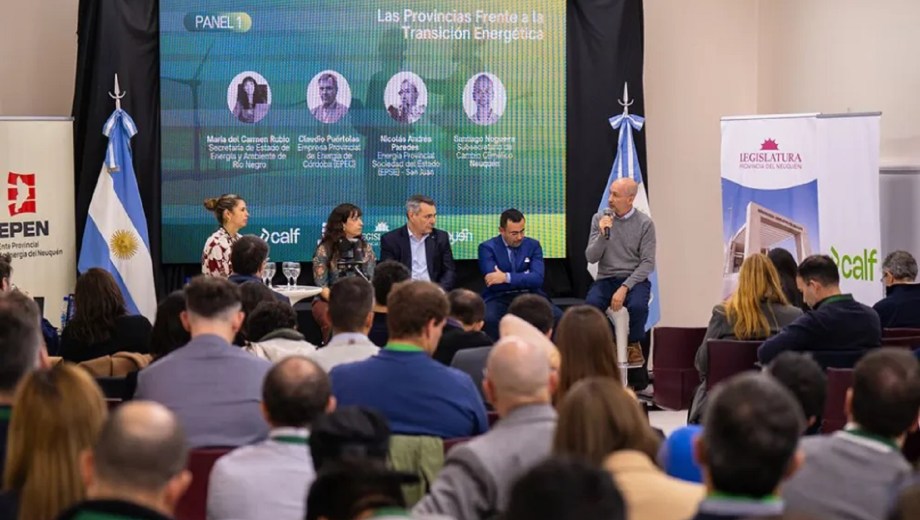 Las partes firmaron un documento que establece las bases para orientar a Neuquén hacia un futuro energético sostenible.