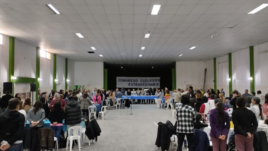 El congreso extraordinario de ayer en Huergo.