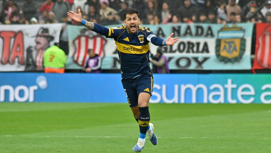El campeón del mundo llegó a la quinta amarilla contra Barracas y no jugará ante Estudiantes. 
Foto: FOTOBAIRES
Fecha 12 Torneo Clausura Liga Profesional.