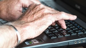 Descargó y facilitó 284 imágenes de abuso sexual infantil en Cipolletti: lo acusaron tras un alerta internacional