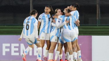 La Selección Argentina femenina igualó agónicamente con Uruguay por las eliminatorias al Mundial 2027