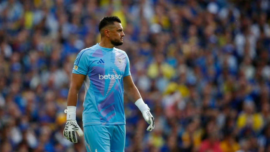 Chiquito Romero se fue de Boca a Argentinos Juniors.