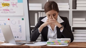 Estrés crónico: las 5 señales que alertan que tu cuerpo está al límite