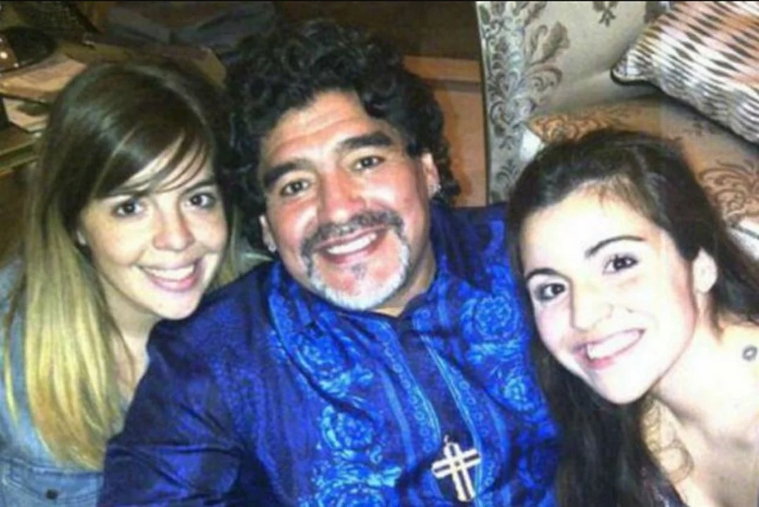 Gianinna y Dalma Maradona recordaron con emoción a su padre en el día ...
