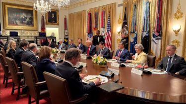 El embajador de Argentina firmó un «importante» acuerdo comercial con Estados Unidos