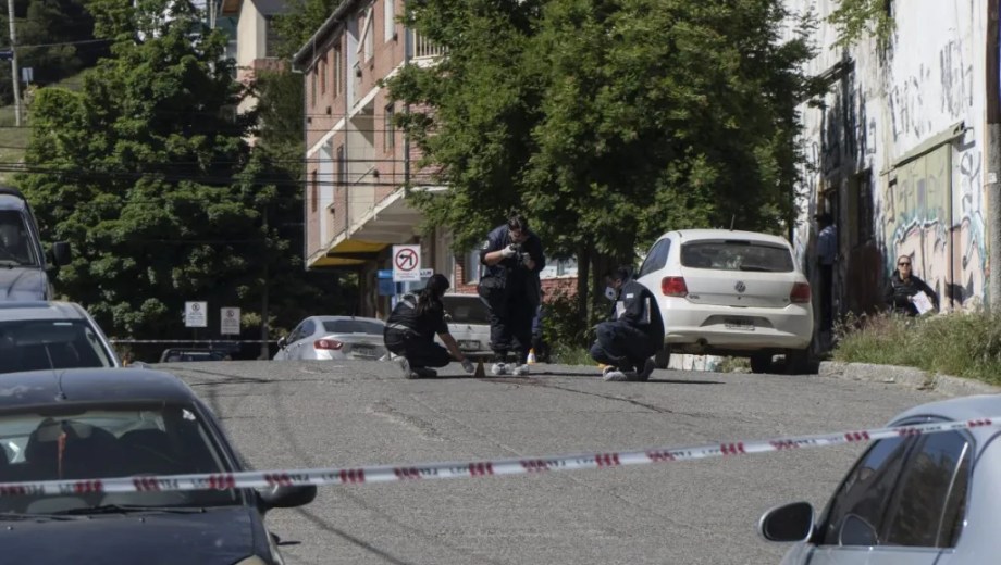 El siniestro vial ocurrió la noche del 15 de junio pasado. en la Costanera de Bariloche. (foto de archivo ilustrativa)