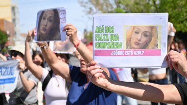 «Queremos que Azul vuelva»: con una panfleteada buscan a la empleada estatal de Neuquén desaparecida