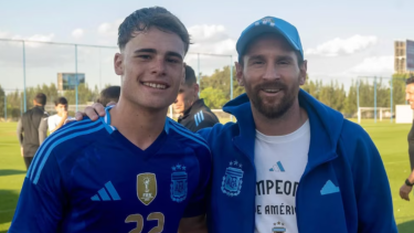 «Grande, Toto»: el saludo de Messi a Silvetti, autor del gol de Argentina en el Mundial Sub 20