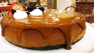 Perfecta para el verano: la receta fácil de cheesecake de dulce de leche 