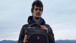 Emiliano Evans, el joven buscando en Bariloche, habría sido visto por última vez en Catriel: qué se sabe