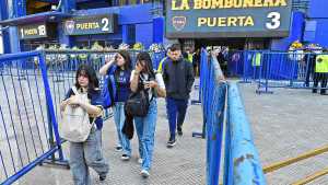 El velatorio de Miguel Ángel Russo en La Bombonera: la despedida de los hinchas en fotos