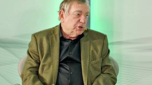 Eduardo D&#8217;alessio en IDEA: «En esta elección pesará más el anti kirchnerismo que el anti mileísmo»